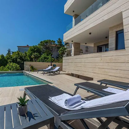 Appartamento In 45064 Crikvenica