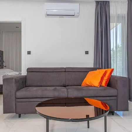 Appartamento In 45064 Crikvenica